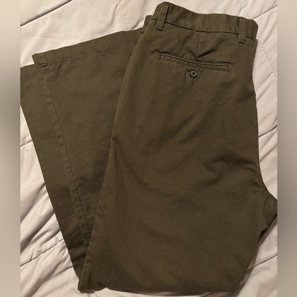 Dockers D3 Classic Fit Men pants